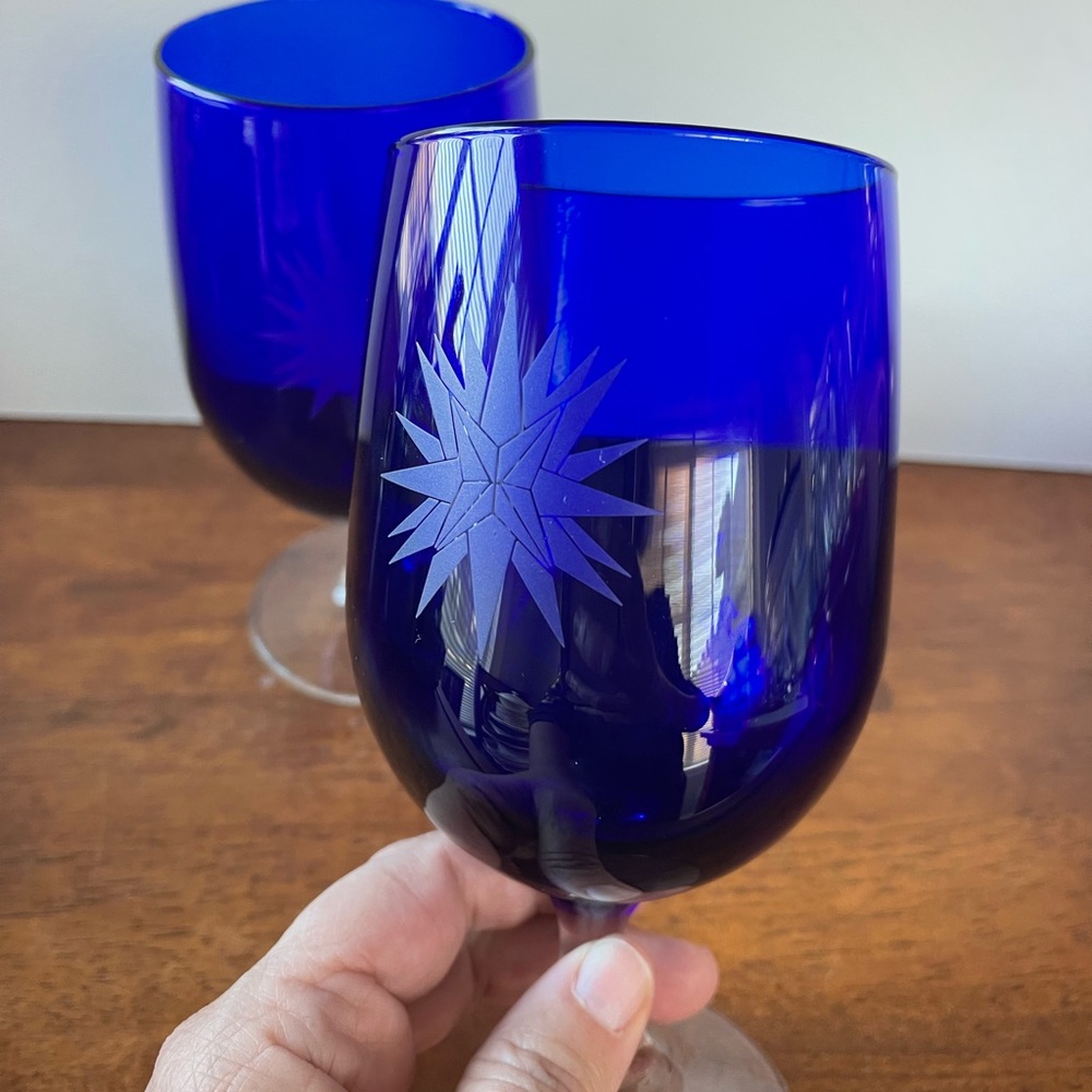 Pair of Cobalt Blue Clear Stem Water Wine Goblet Glasses Etched Star 6.25"